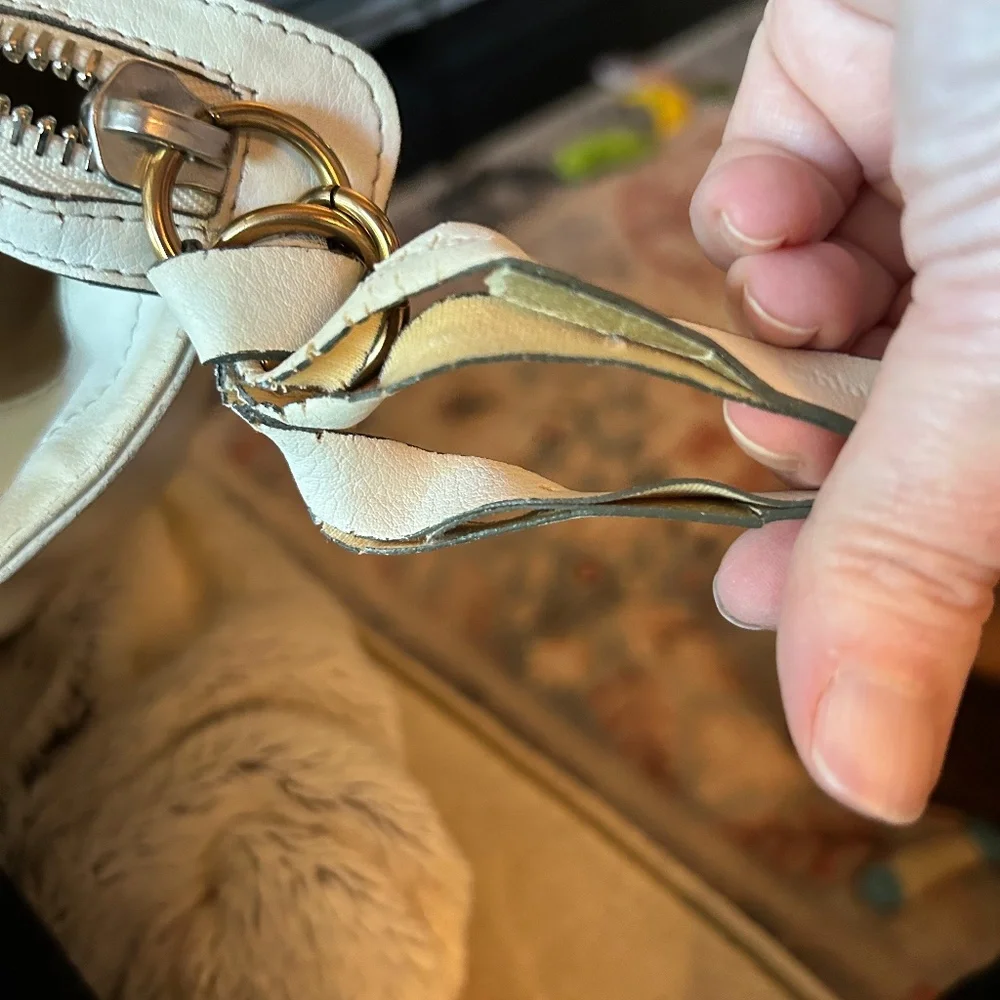 Chloe Eclipse Cream-colored Commuter Tote, Vintage - Picture 12 of 15